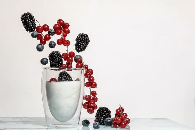 15 Satisfying Breakfast Smoothies for Weight Loss