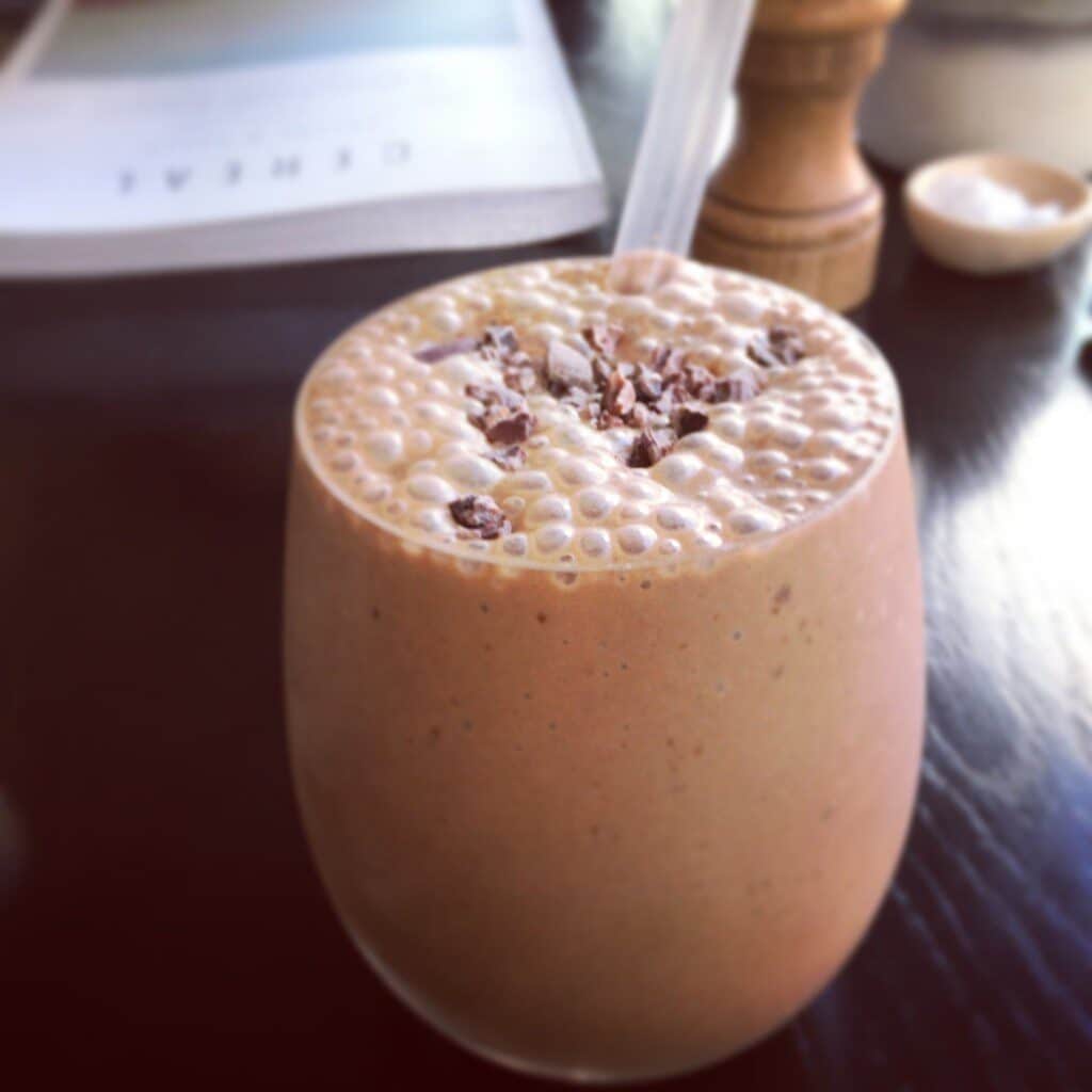 Filling breakfast smoothies for weight loss Peanut butter smoothie ingredients