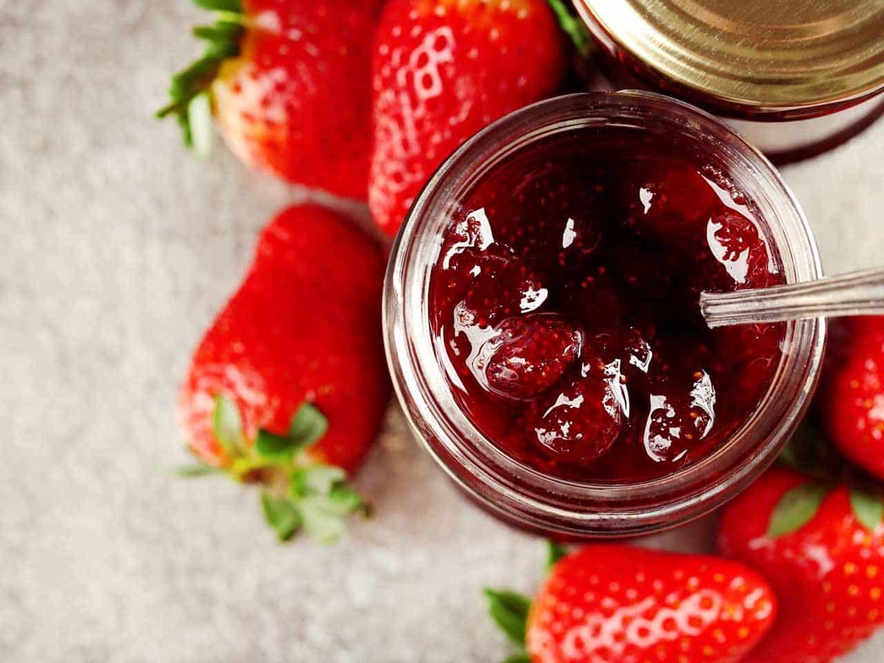 15 Minutes Refined Sugar Free Strawberry Jam Recipe