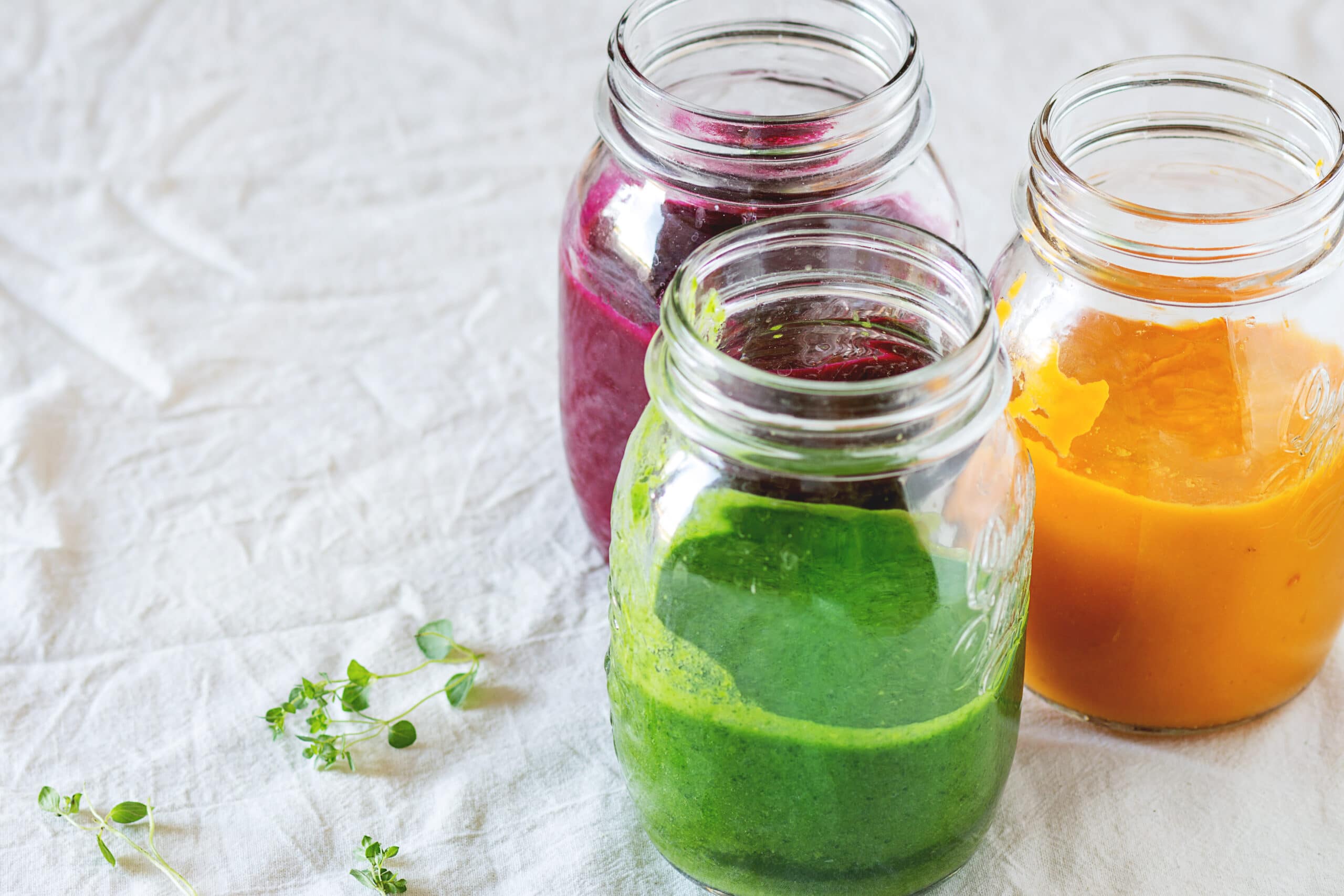 Sirtfood Smoothie Recipe (Berry and Veggie Versions Separately)