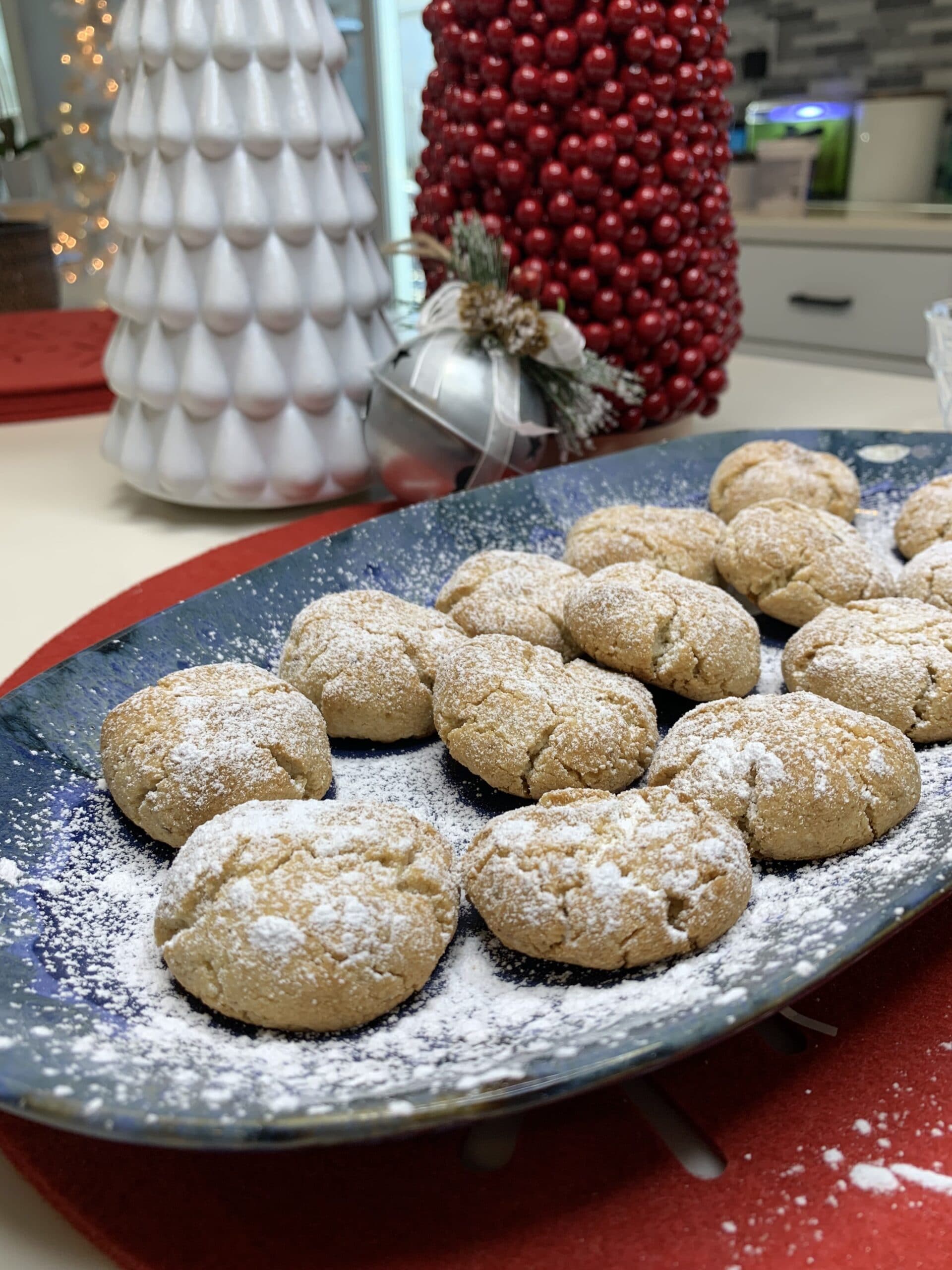 Keto Christmas Cookies with Almond Flour | Snowball Cookies