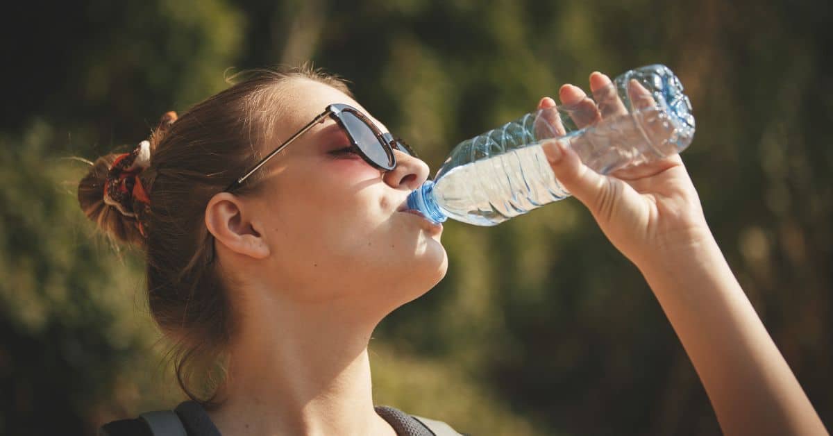 How to Stay Hydrated? Signs of Being Dehydrated