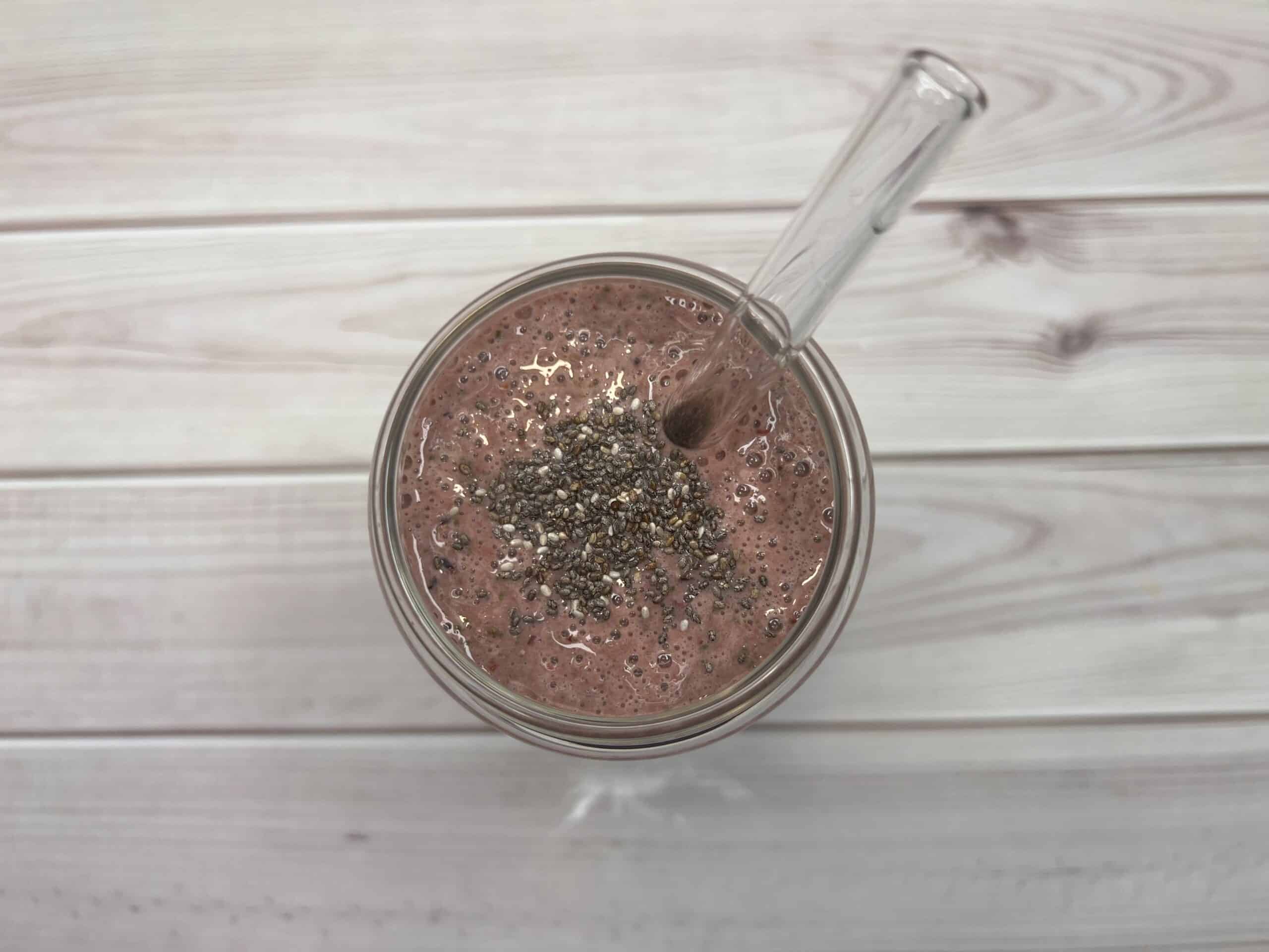 Low Fat Sour Berry Smoothie Recipe | 362 Cal