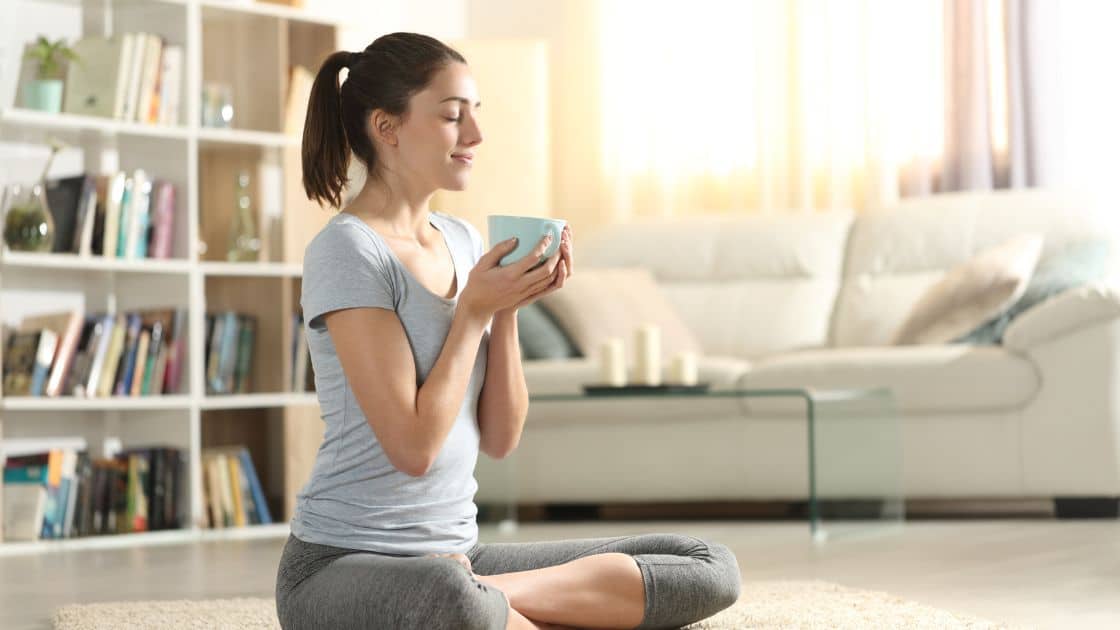 Homemade Detox Tea for Flat Stomach